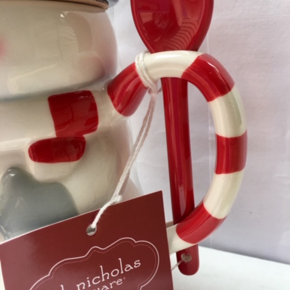 st Nicholas square Snowman Mug w/Lid and Spoon - Picture 5 of 6